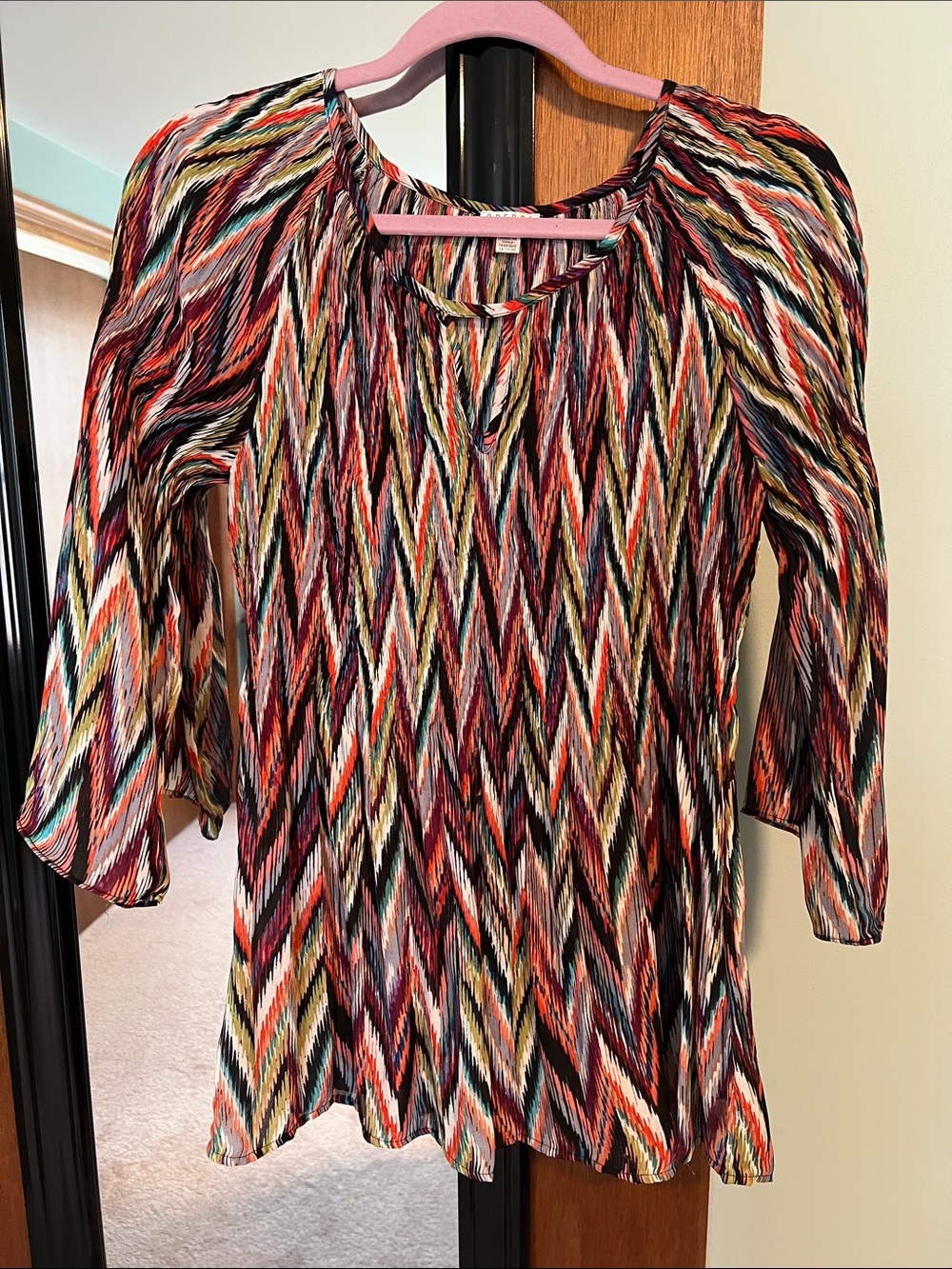 Spence Women's Multicolor Zigzag Stretch Knit Top size S/P